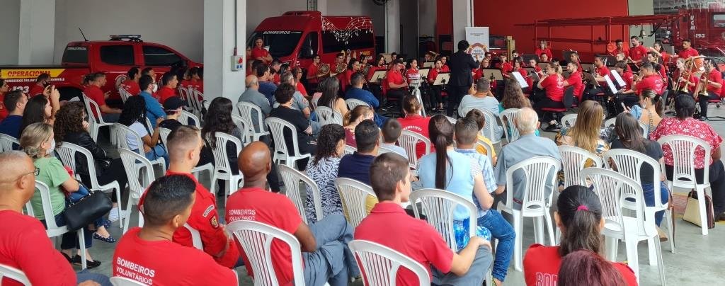 Banda do Corpo de Bombeiros de MT celebra aniversário de 24 anos